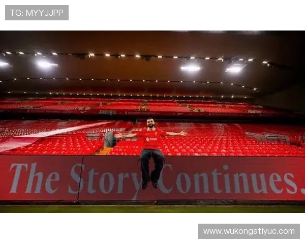 利物浦崩盘危机？战术失误暴露防守漏洞，豪华阵容却难保争冠地位！