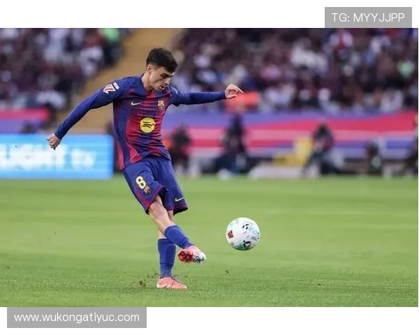 佩德里与加维:巴萨中场双核战术角色与体系适配对比分析