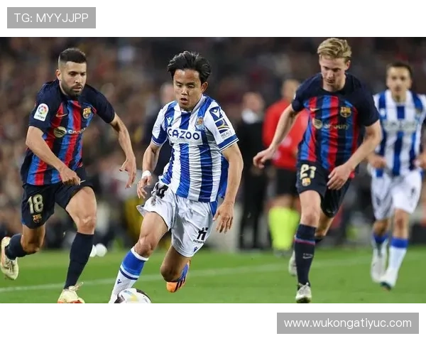 久保建英因政策离巴萨返日的生涯转折解析