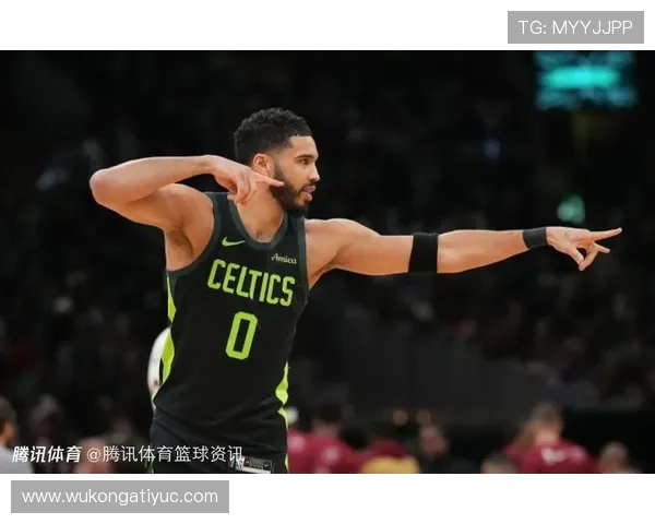 塔图姆无球跑动占比提升，拉开空间效率改变绿军进攻结构